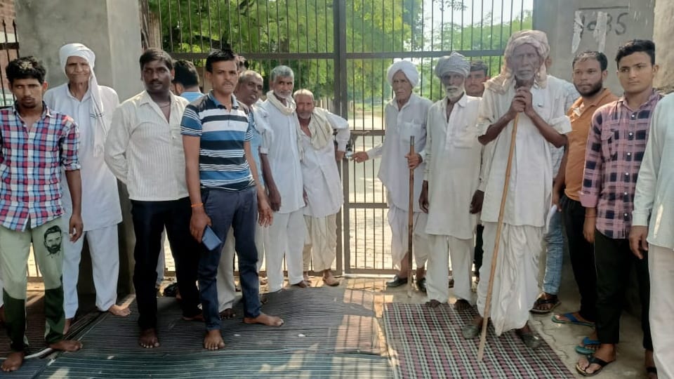 Villagers in Deorad village of Julana area locked main gate of school demanding construction of building