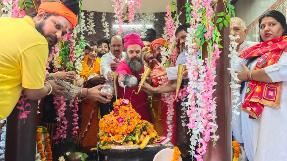 Devotees gathered in Temples on first monday of Sawan 2022 in Haryana