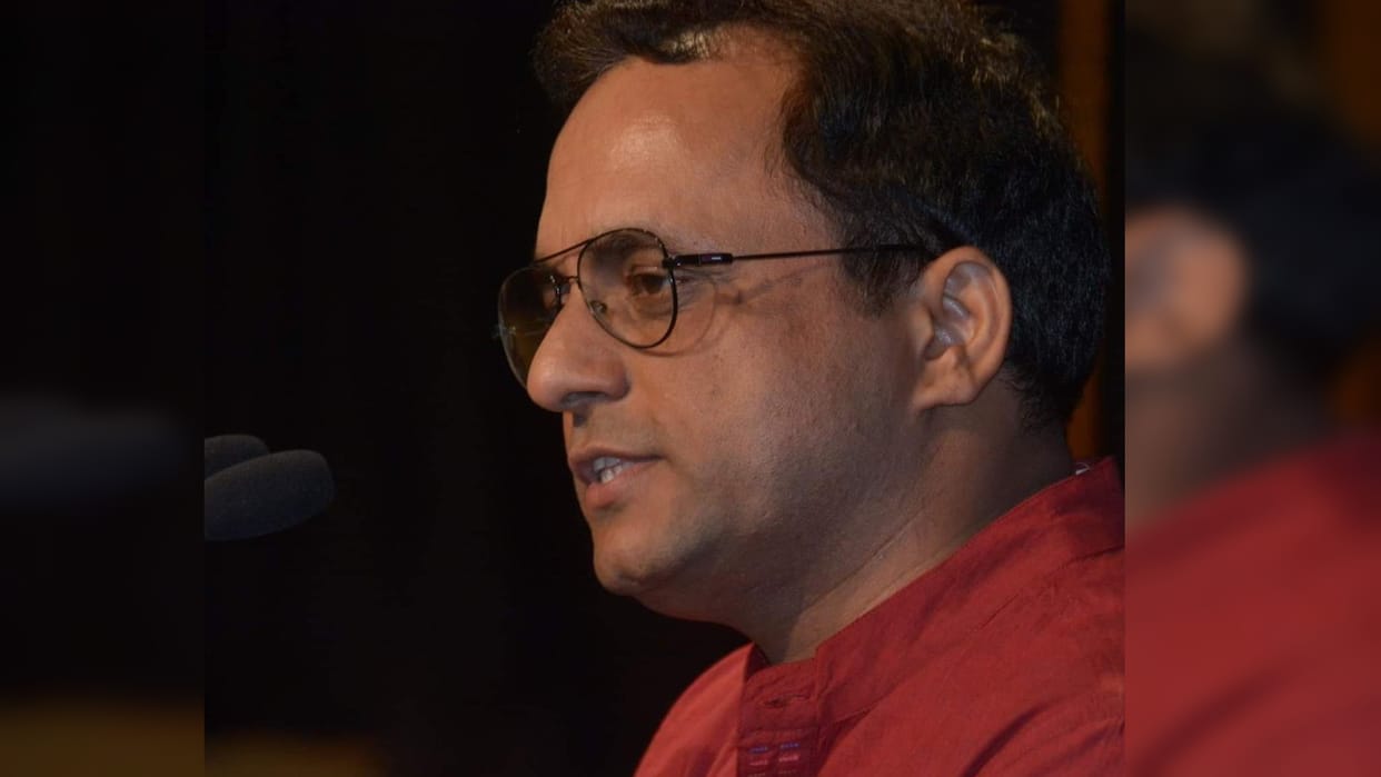 Poet Arun Dev got Dusra Devendra Kumar Bengali Poetry Award