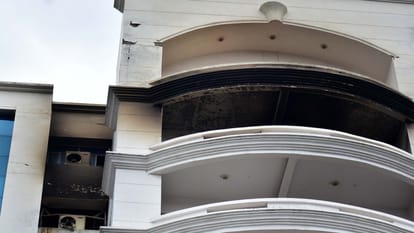 UP: Advocate General's office sealed, hearing of cases affected, entry of officers, employees banned
