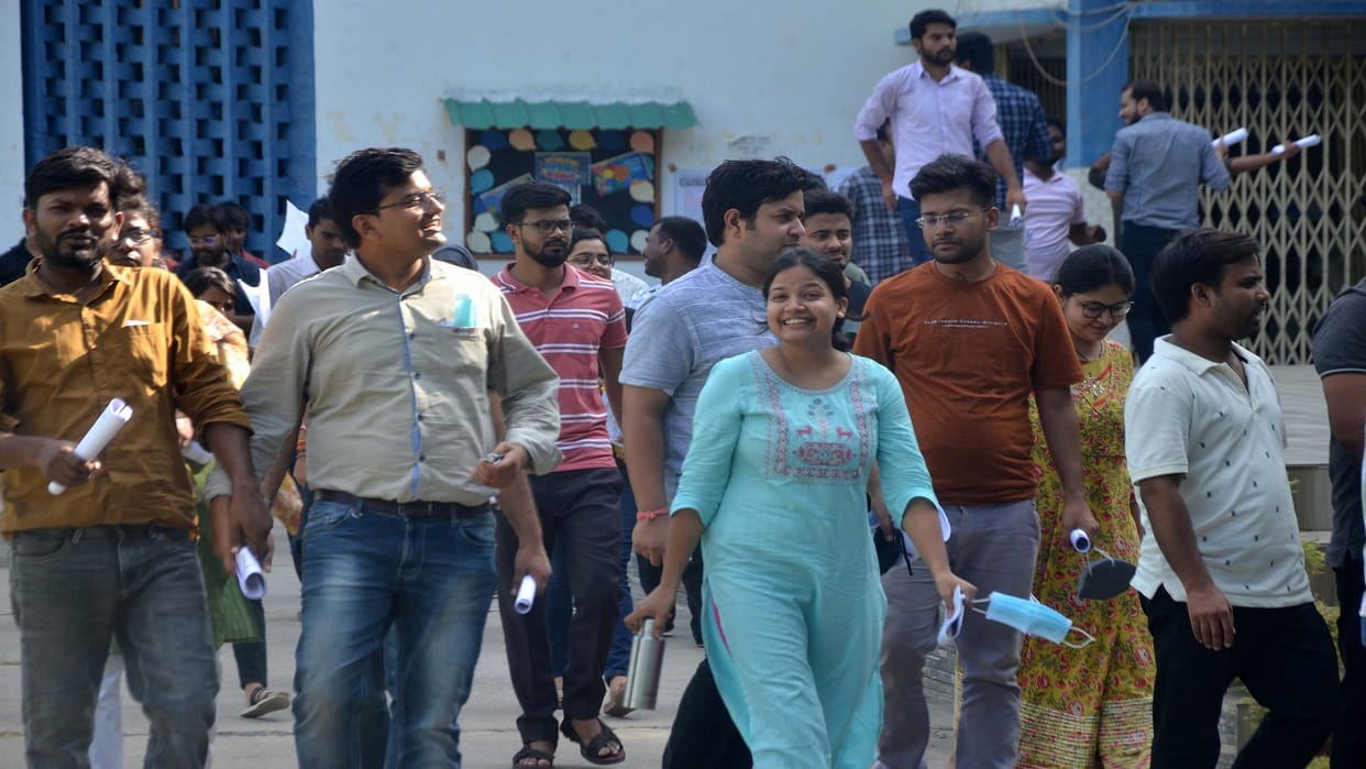 Neet: Biology's long questions confused, Physics, Chemistry questions were balanced and normal