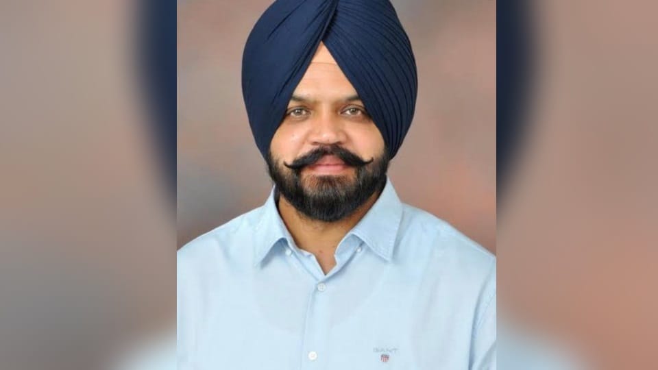 Leaders of Shiromani Akali Dal kept silence on Rebel of MLA Manpreet Singh Ayali