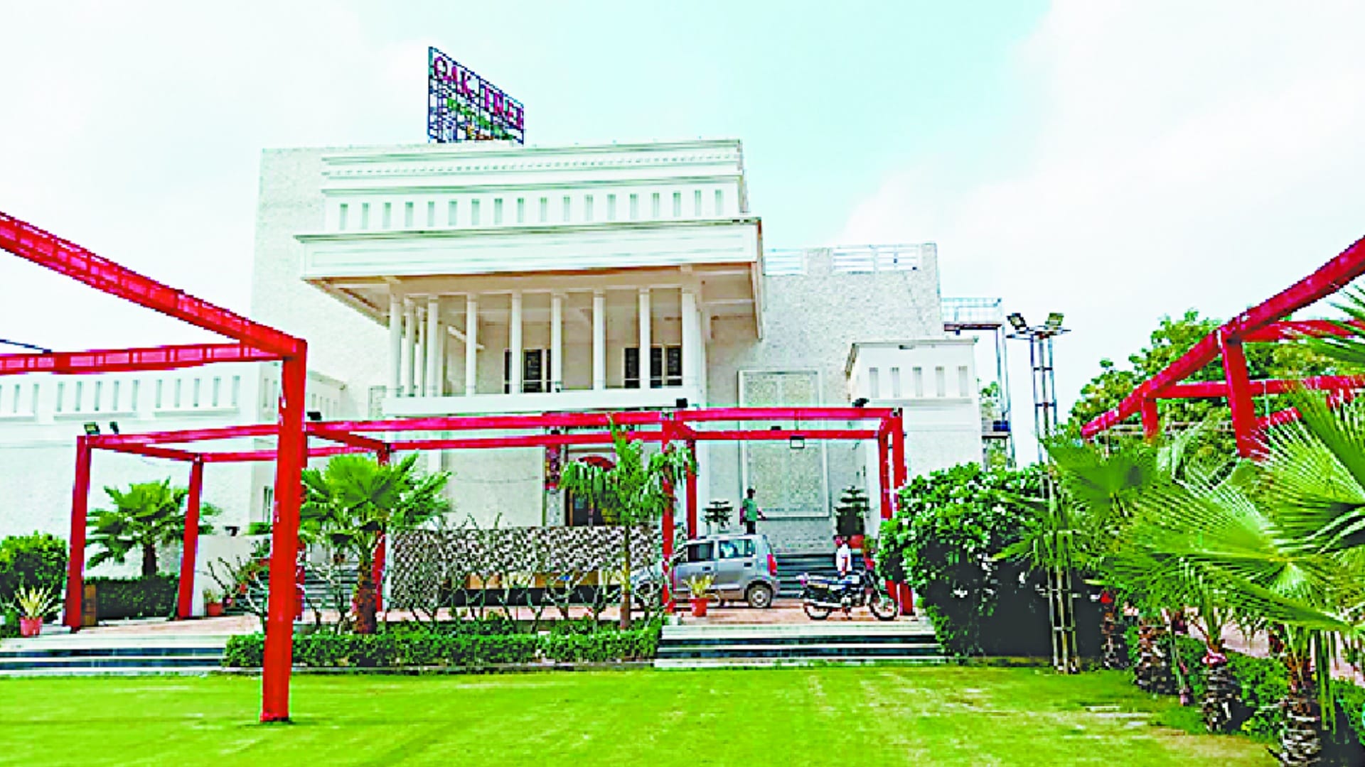 Online Casino in Meerut: resort was taken on lease, casino party was on with liquor and kebabs, police arrested many