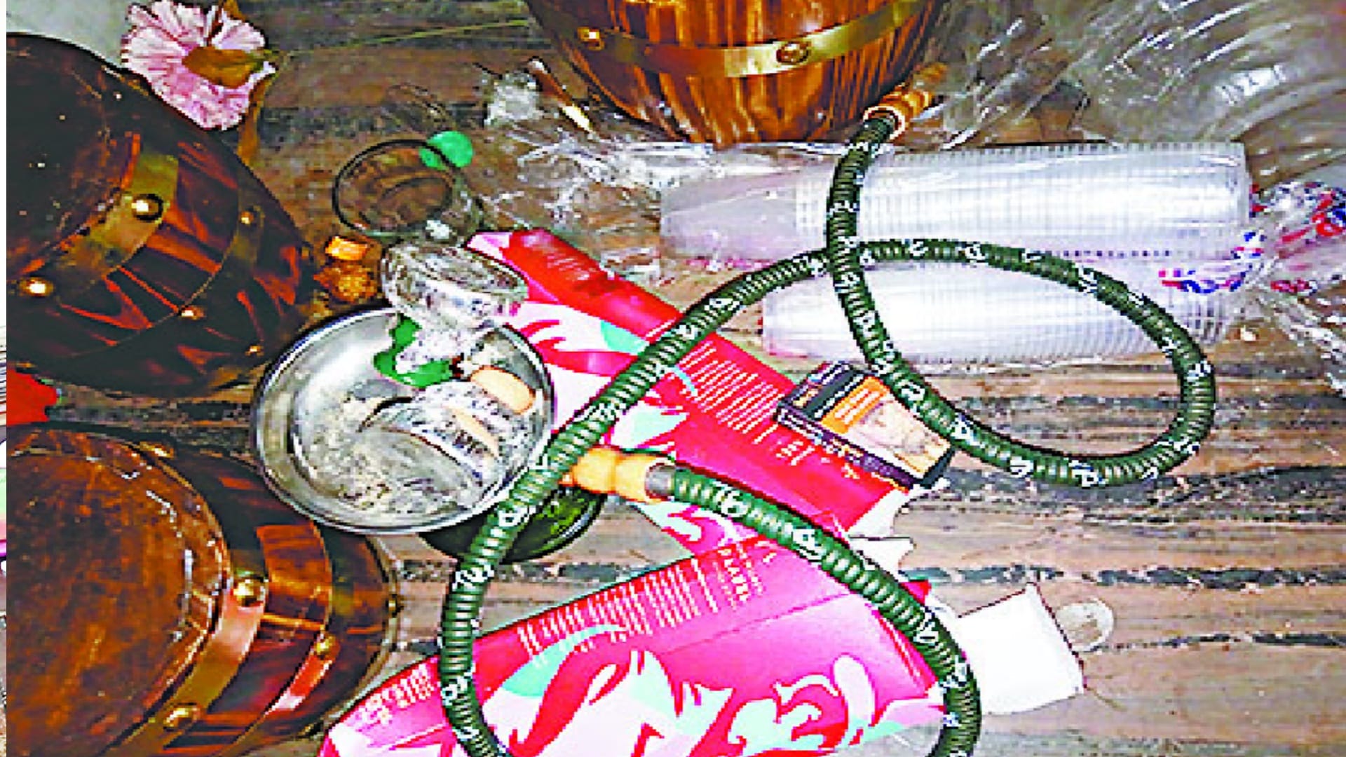Online Casino in Meerut: resort was taken on lease, casino party was on with liquor and kebabs, police arrested many
