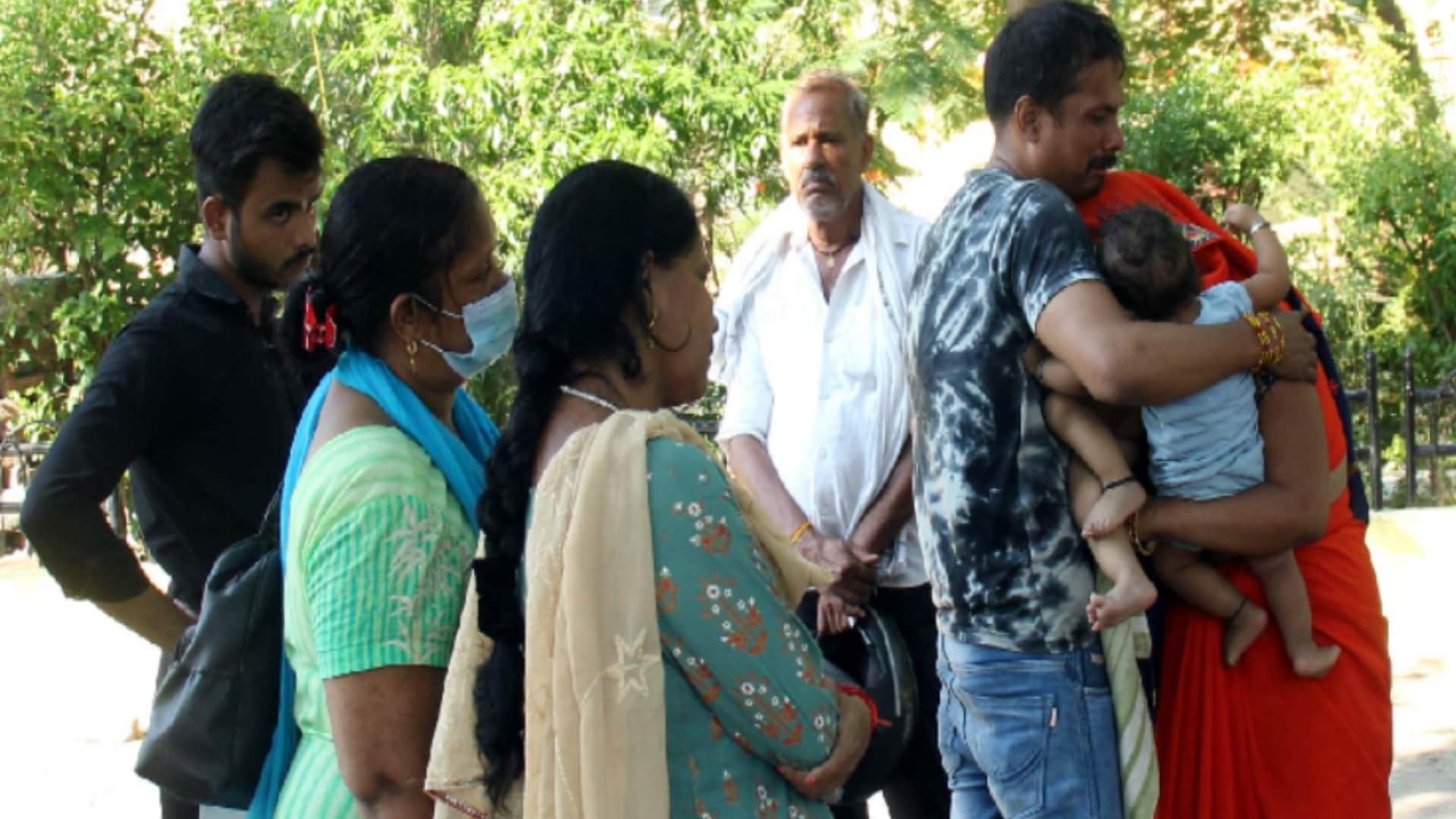 rampur road accident news Sleeper bus collides with truck on Rampur bypass, six killed, 47 injured