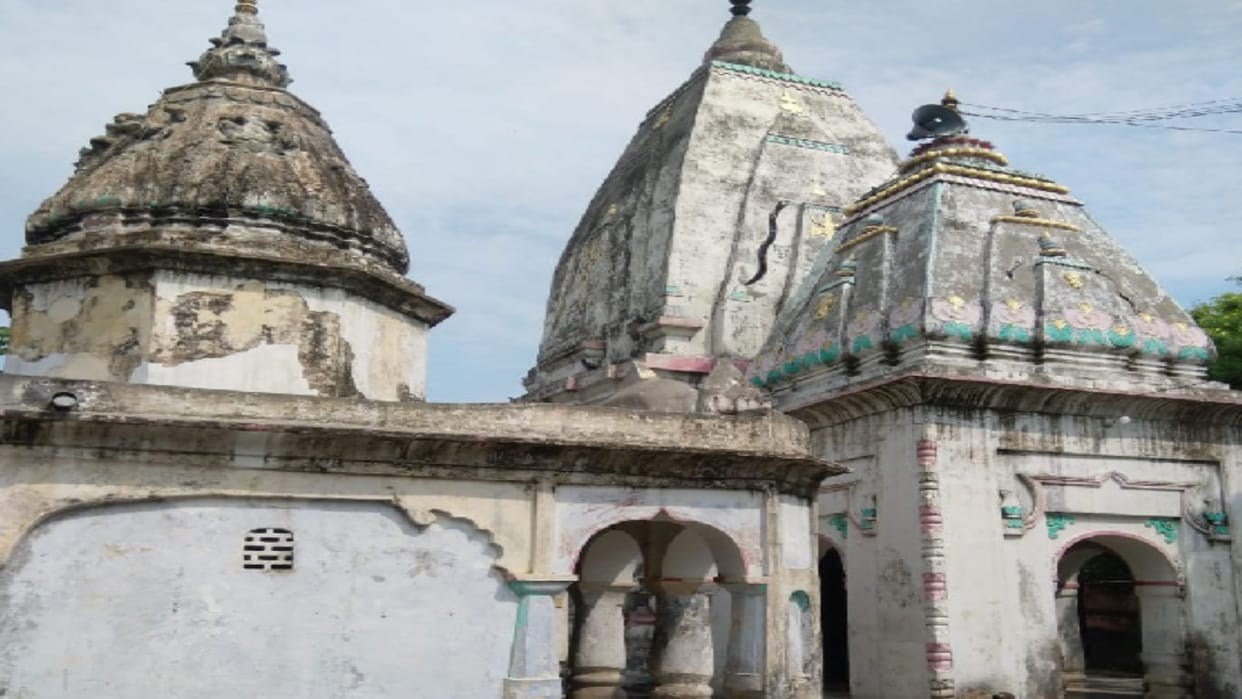 Panchmukhi Shivling made of white marble is situated in this 700-year-old temple located at Shamli