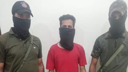 श्रीनगर में आईईडी रखने का आरोपी