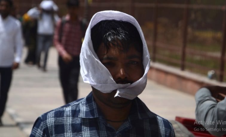 Delhi Weather Humidity relieves sweat relief will come from beginning of rain from Tuesday