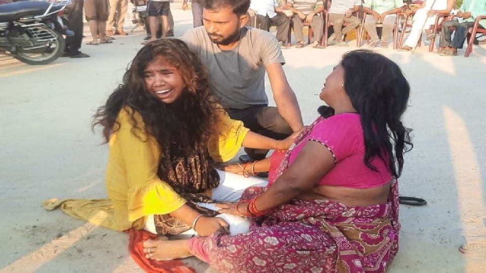 watchman found dead outside the BJP office in mainpuri