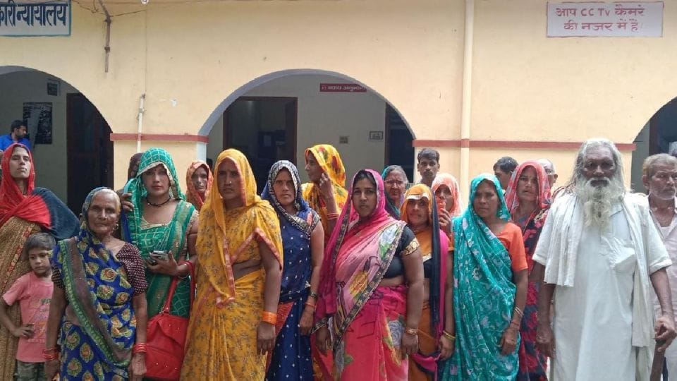 dabangs stopped the scheduled caste people for worshiping in the temple in etah village