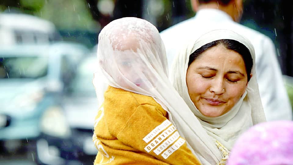 एमपी मौसम आज: प्रदेश के कई इलाकों में बारिश होती रही।