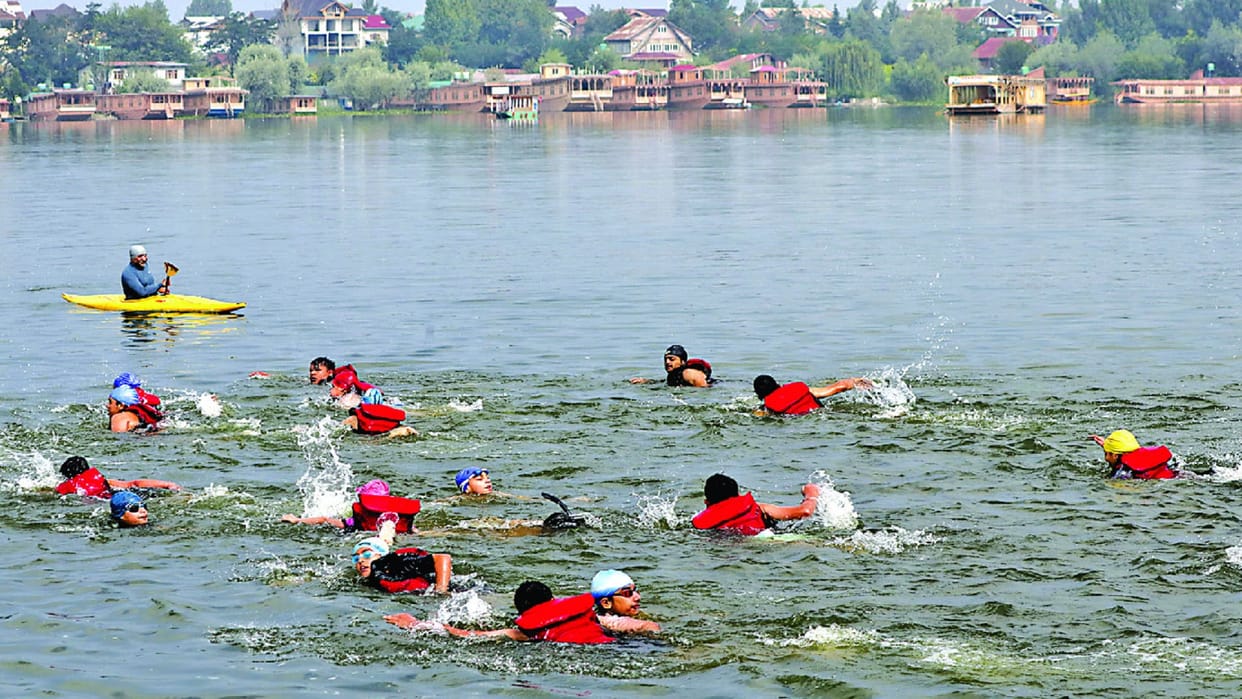 Weather will change in Jammu Kashmir from tomorrow, heavy rain warning
