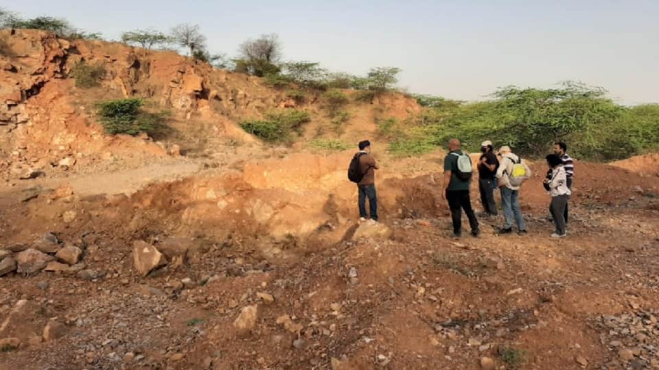 crores of business in stone mining mafia is fearless due to the complicity of many departments