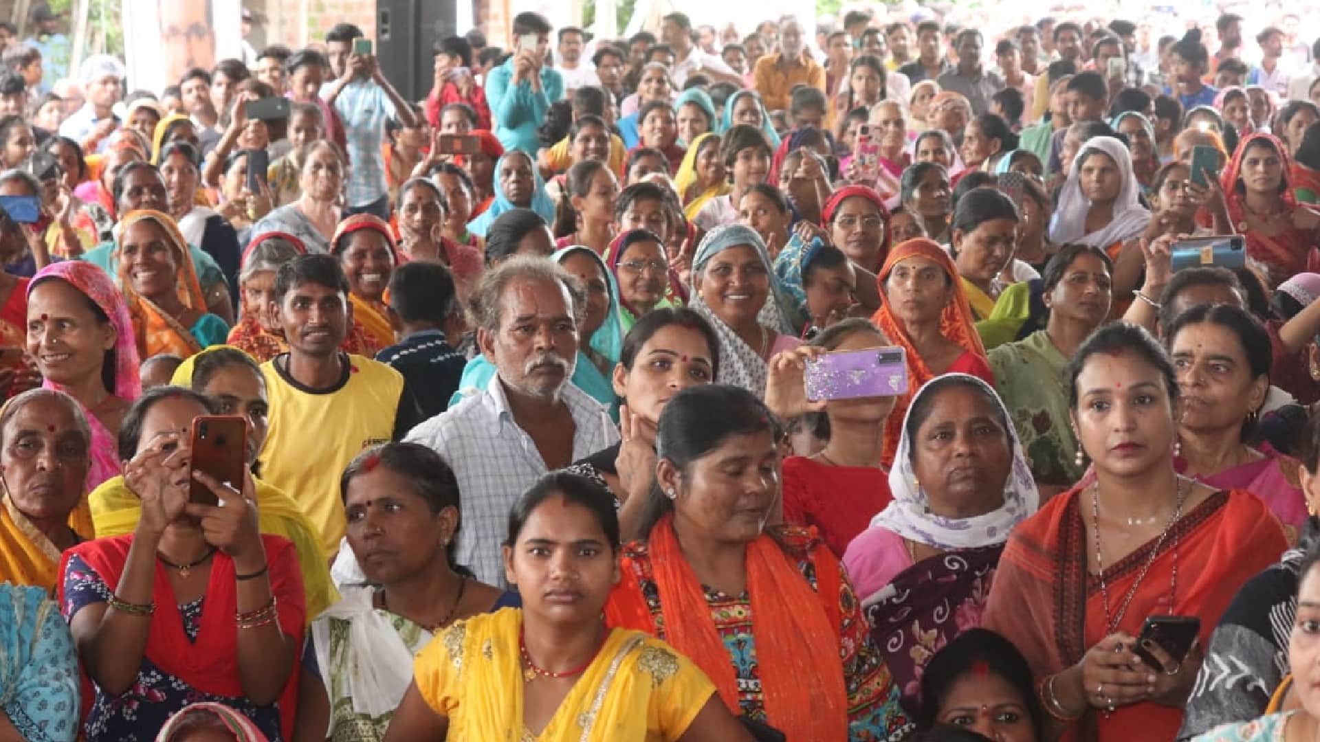 Madhya Pradesh: Shivraj said the real tiger is sitting here, told the police to come out with sticks, fix the two goons