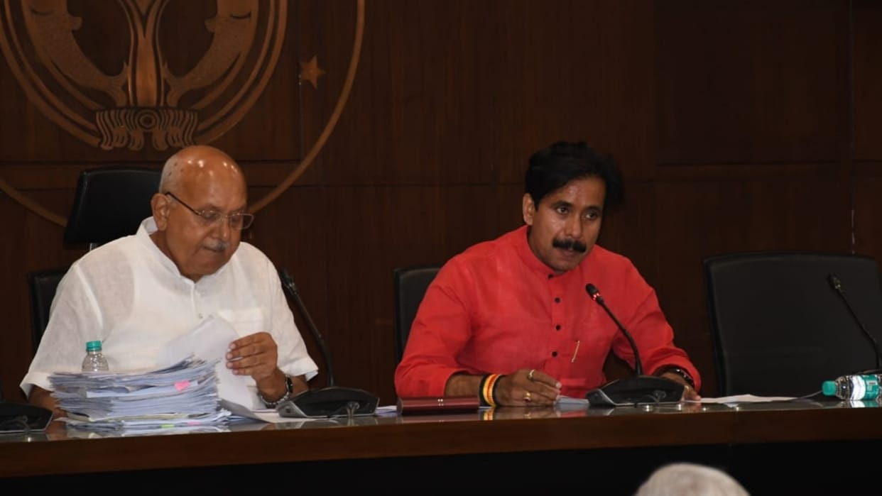 UP Cabinet Meeting Today Under Chairmanship Of CM Yogi Adityanath News In Hindi