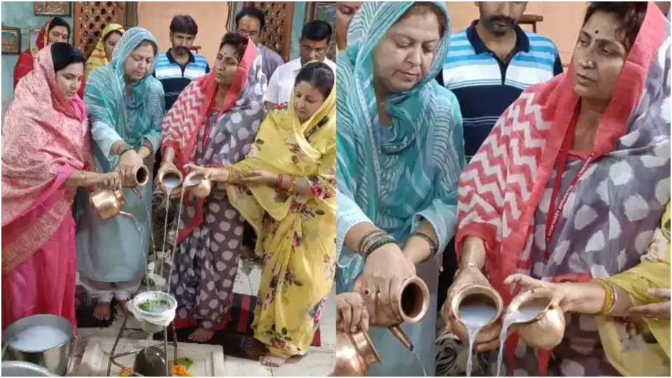 Congress MLA Safia Khan anointed Lord Shiva Minister Shakuntala Rawat Jaipur Rajasthan