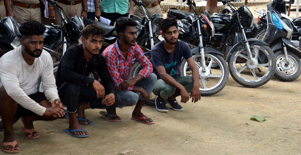 Four interstate vehicle thieves arrested, 10 vehicles recovered