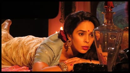 RK/RKay Movie Review in Hindi Bollywood News Rajat Kapoor Mallika Sherawat Kumra Sait Ranvir Shorey