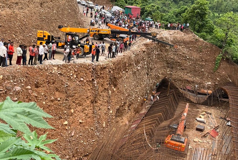 Rishikesh Badrinath Highway Accident: under construction bridge bridge collapsed in Rudraprayag two laborers k
