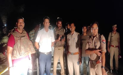 Police encounter in ghazipur with accused of theft from UBI Bank two criminal arrested