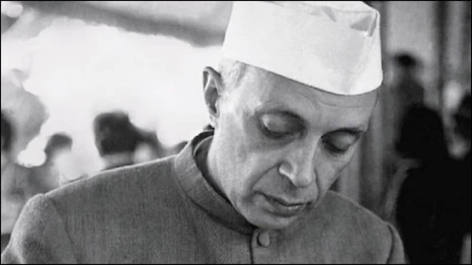 Movies Based on first prime minister Jawaharlal Nehru haqiqat Naunihal Nehru in hindi