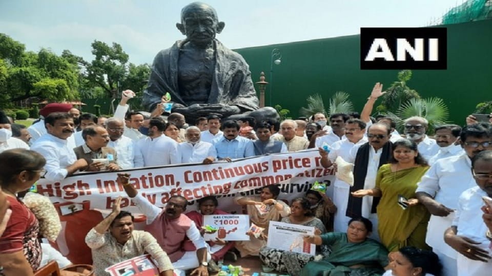 Rahul Gandhi, Congress MPs join joint Opposition protest in Parliament complex over