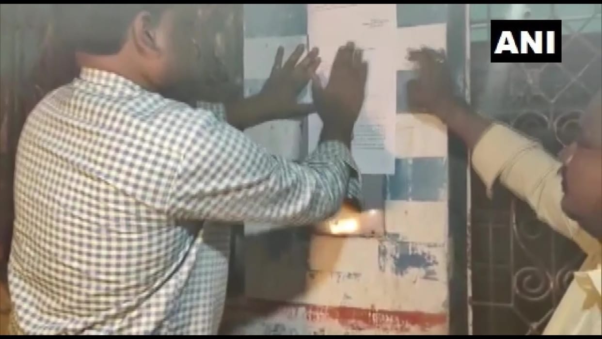 Tamil Nadu: Notice pasted at outside the deceased girls house to perform last rites, Supreme Court to hear case today