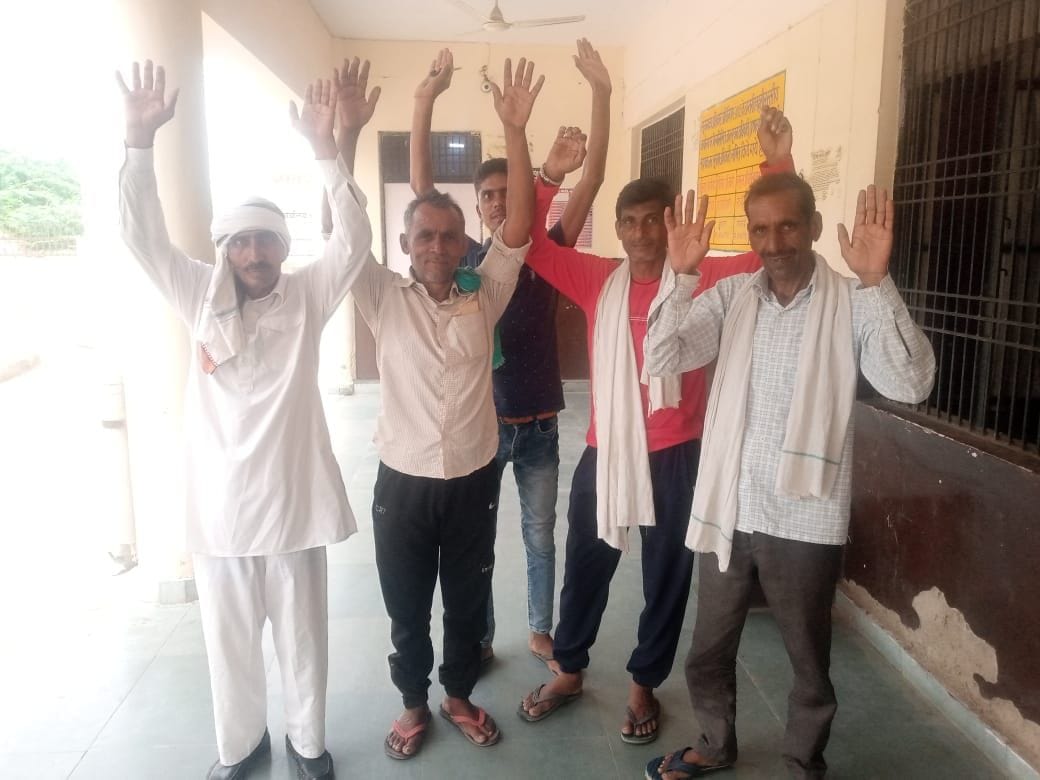 Hathras: Demonstration against the occupation of Parikrama Marg