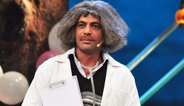 Sunil Grover Dr Mashoor Gulati Charecter Comeback on tv in Indias Laughter Champion Show