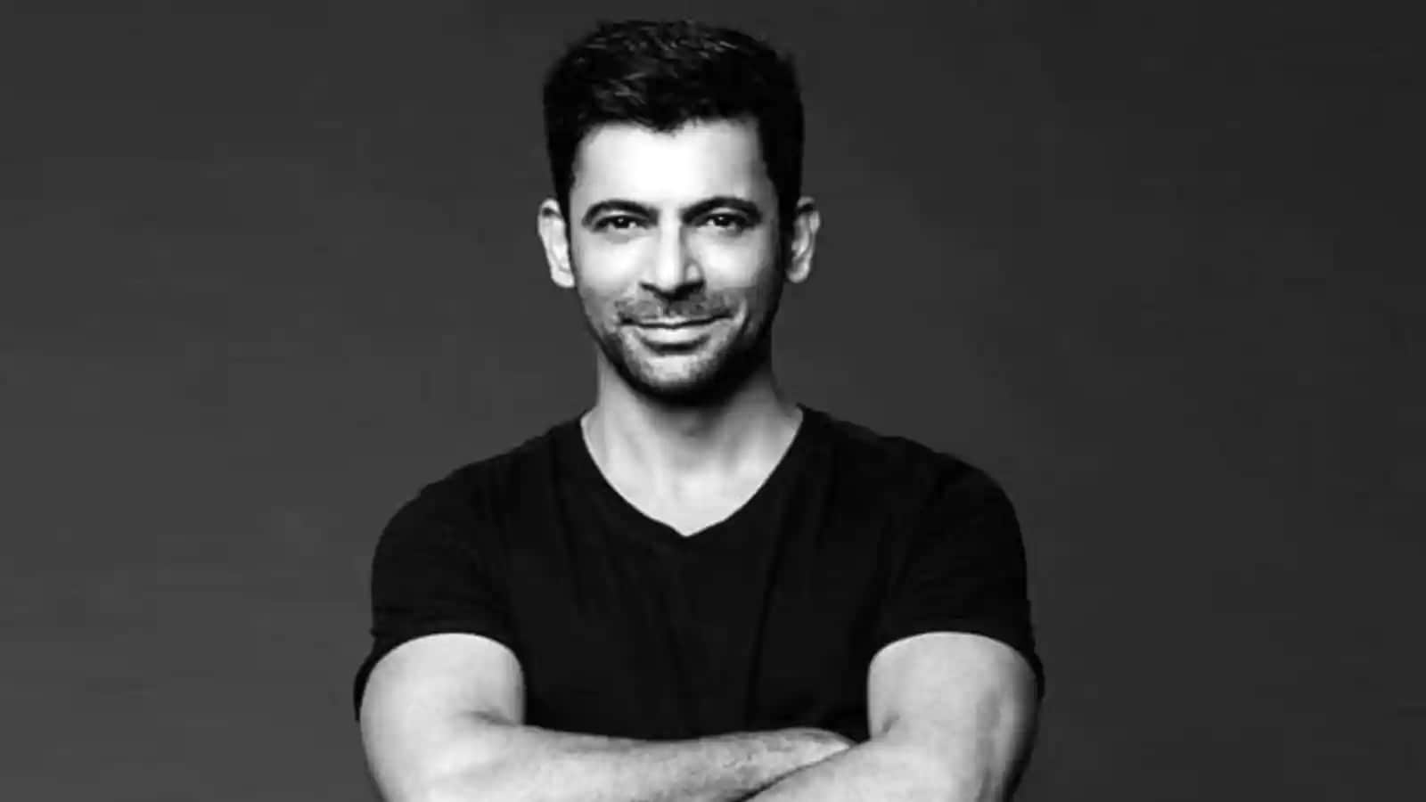 Sunil Grover Dr Mashoor Gulati Charecter Comeback on tv in Indias Laughter Champion Show
