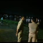 Prayagraj News :  कुकर बम मिलने की सूचना पर पहुंची पुलिस।