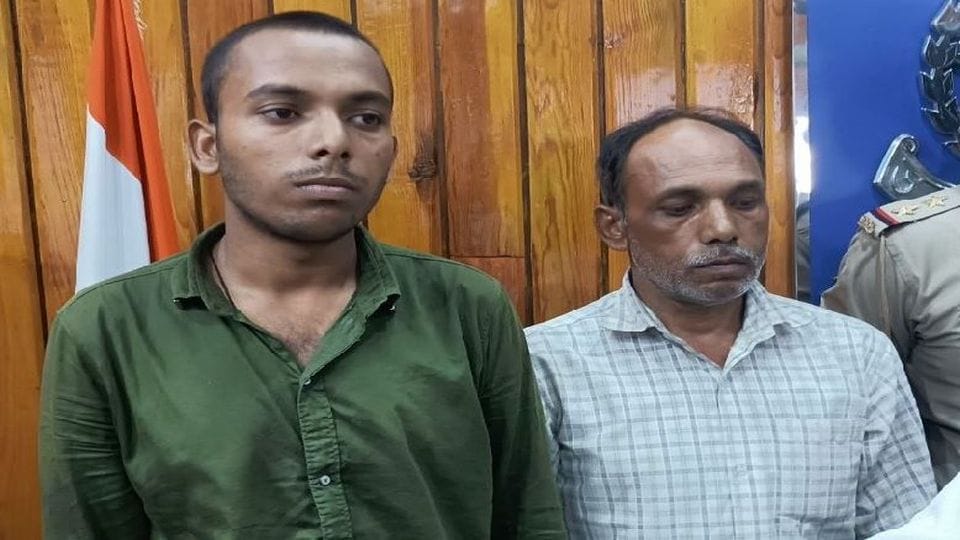 Two fraudsters who cheated on the pretext of job arrested in mainpuri