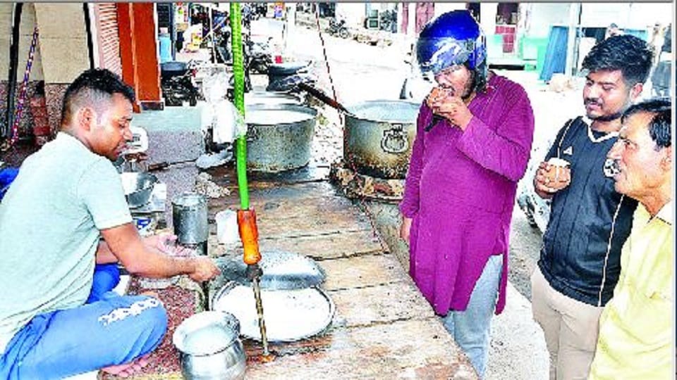 GST Rate Hike no effect on dairy products on halwai shop agra