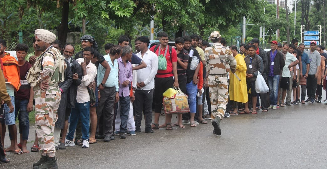 Amarnath Yatra 2022: Group of devotees from Jammu stopped in Chandrakot, 10310 devotees visited Baba Barfani