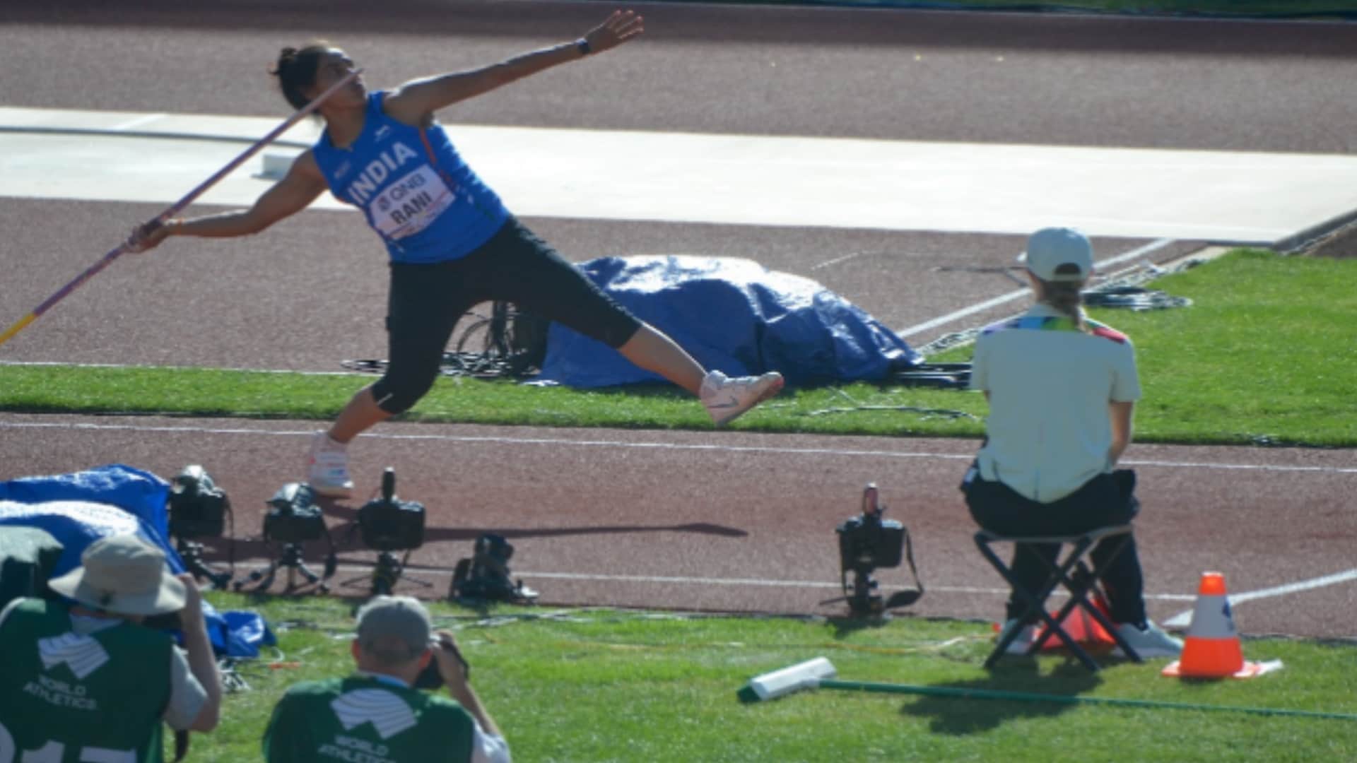 Asian Games: Annu Rani wins Gold, once bought shoes by donations, practiced Javelin with sugarcane in Meerut