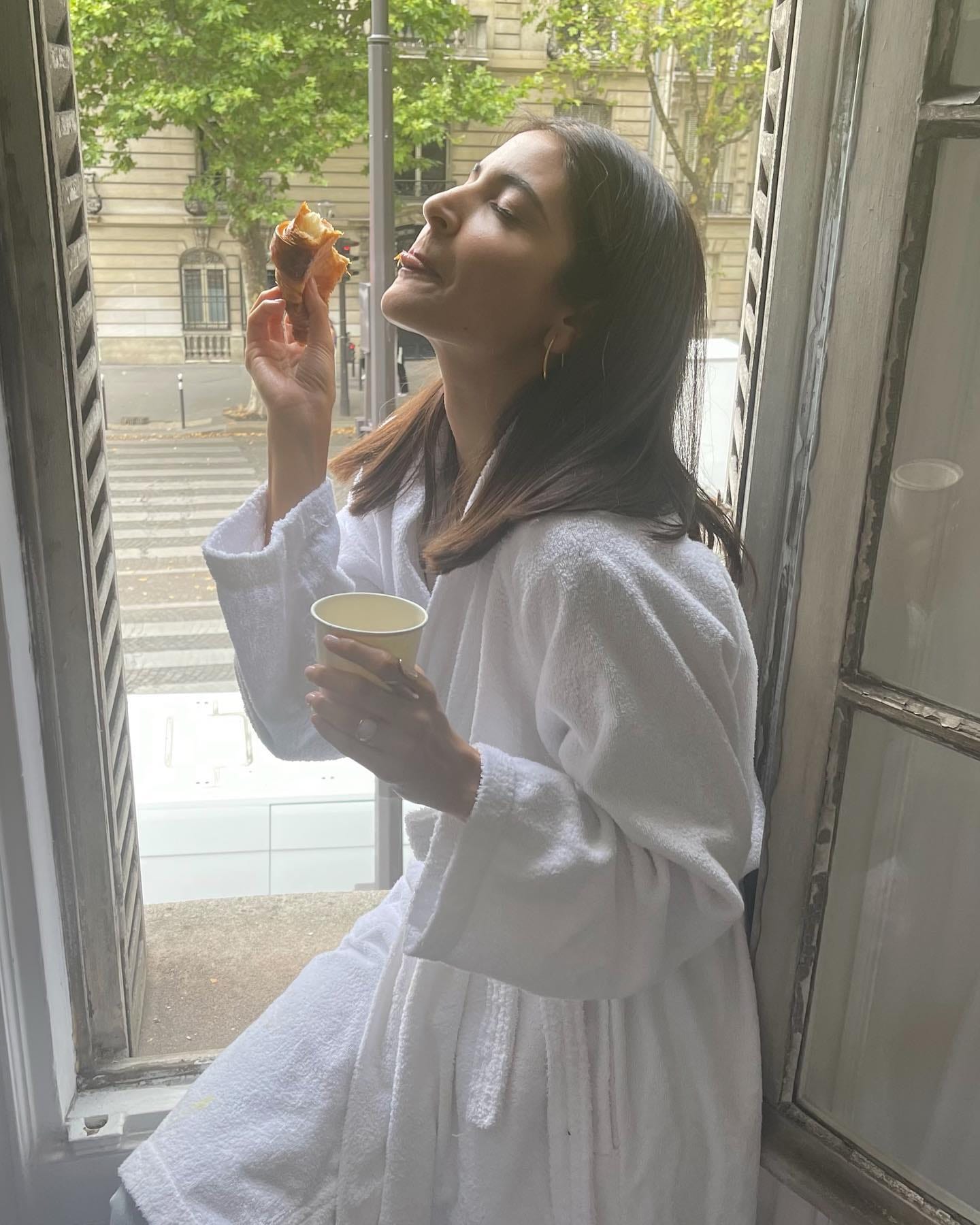 Anushka Sharma: chakda express actress new pic from paris vacation getting viral