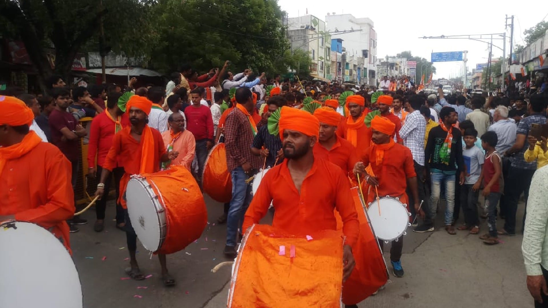 BJP councilor candidate took out procession after defeat in Ratlam, celebrated by blowing notes, thanked voter
