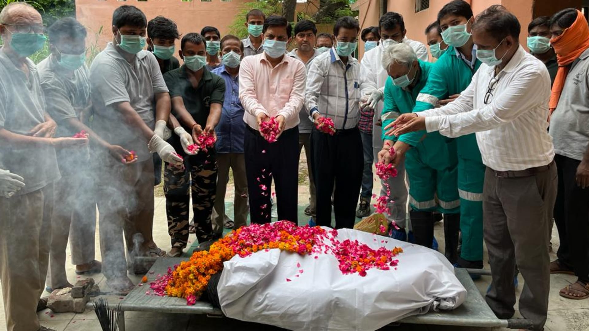 lucknow zoo chimpanzee jason Died Nikitha Sad who spent 15 years in lucknow zoo
