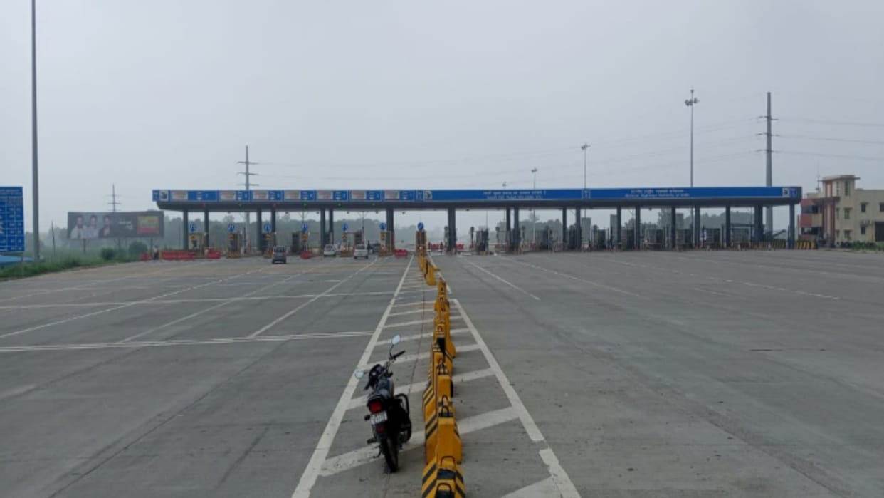 Two and three wheelers will be confiscated if they ply on the Delhi-Meerut Expressway