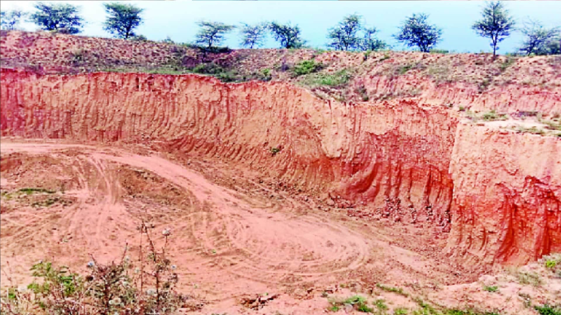 DSP surendra singh Murder In district where DSP was killed there is no mining department office.