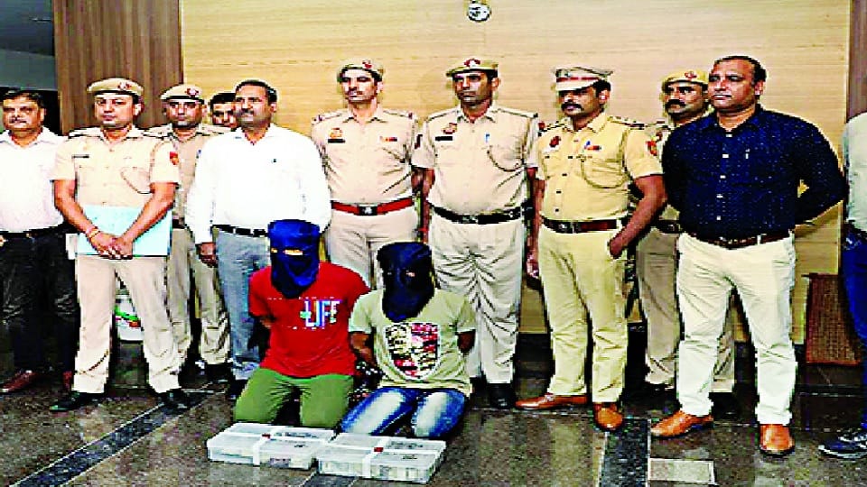 Police arrested three accused who robbed 38 lakhs in Lajpat Nagar