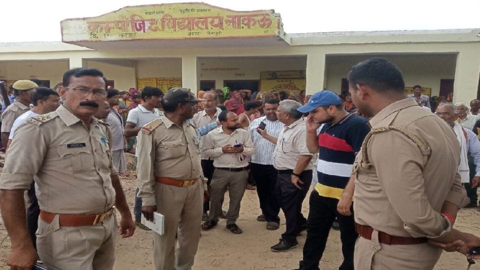 Student dies due to electrocution in electric pole in mainpuri