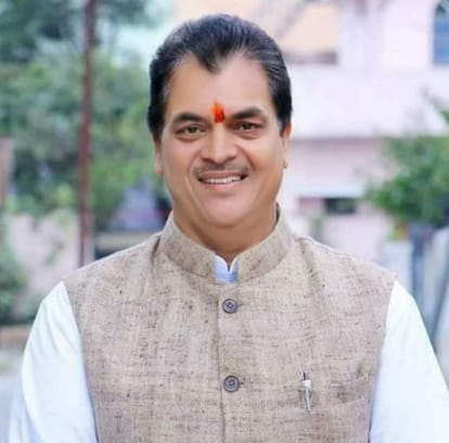 वित्त मंत्री प्रेमचंद अग्रवाल