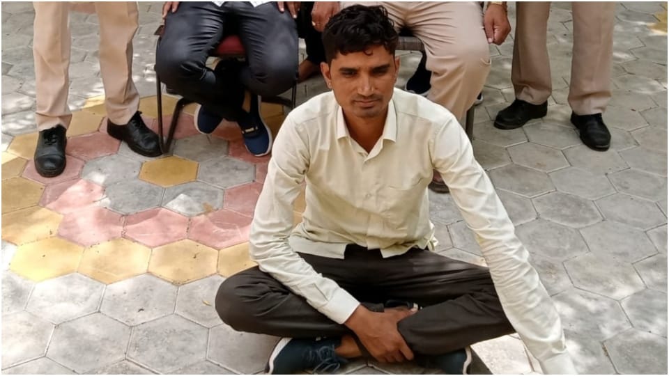 REET Recruitment Exam Barmer Police Arrested Teacher