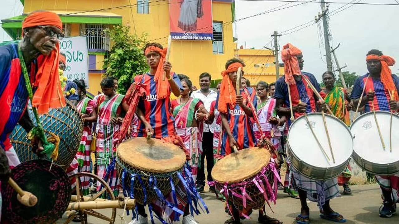 Celebration of victory in presidential election in Draupadi Murmu's village, see in pictures how tribal societ