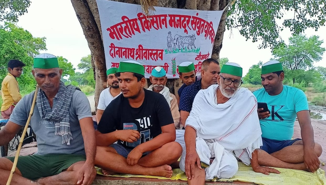 Farmers started fast for water