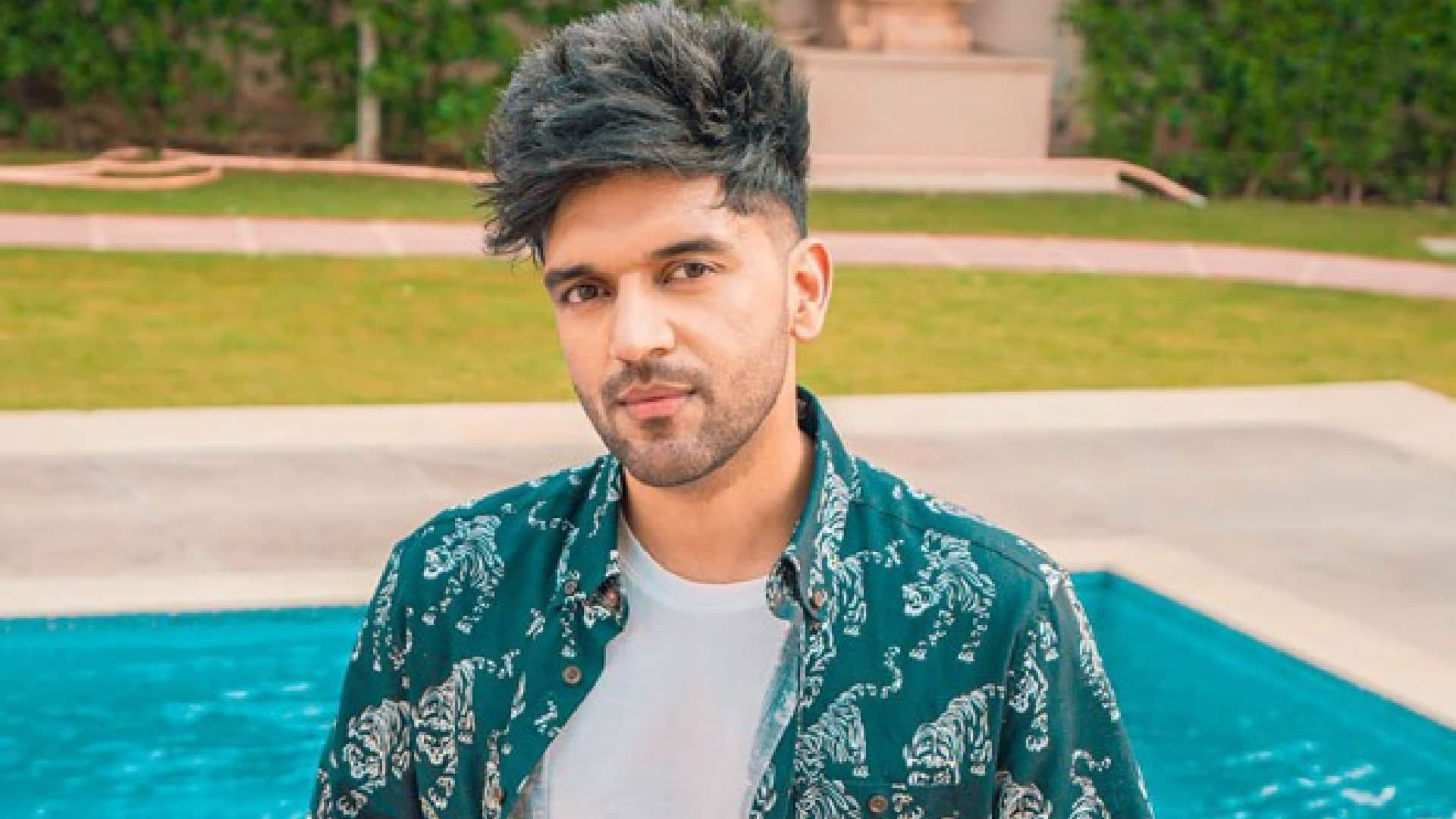Guru Randhawa Birthday Special Know Unknown Facts About singer guru Career and life