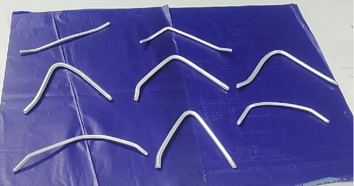 Gold worth of RS 18 lakhs caught at varanasi hidden between straps on side of passenger bag