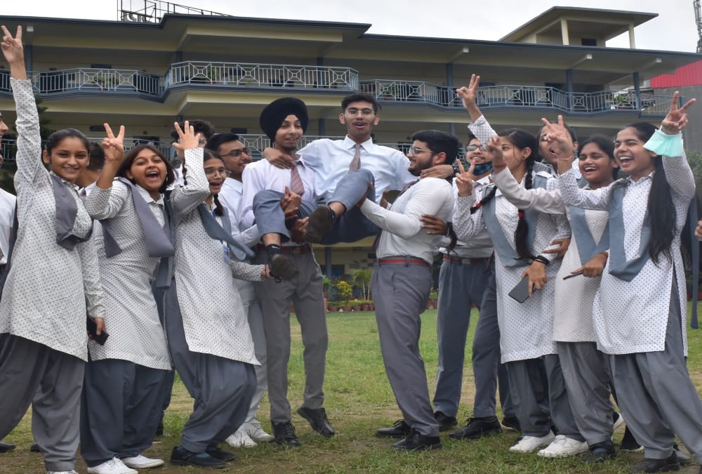 Cbse Board 10th 12th Result 2022: Doon reason toppers full list