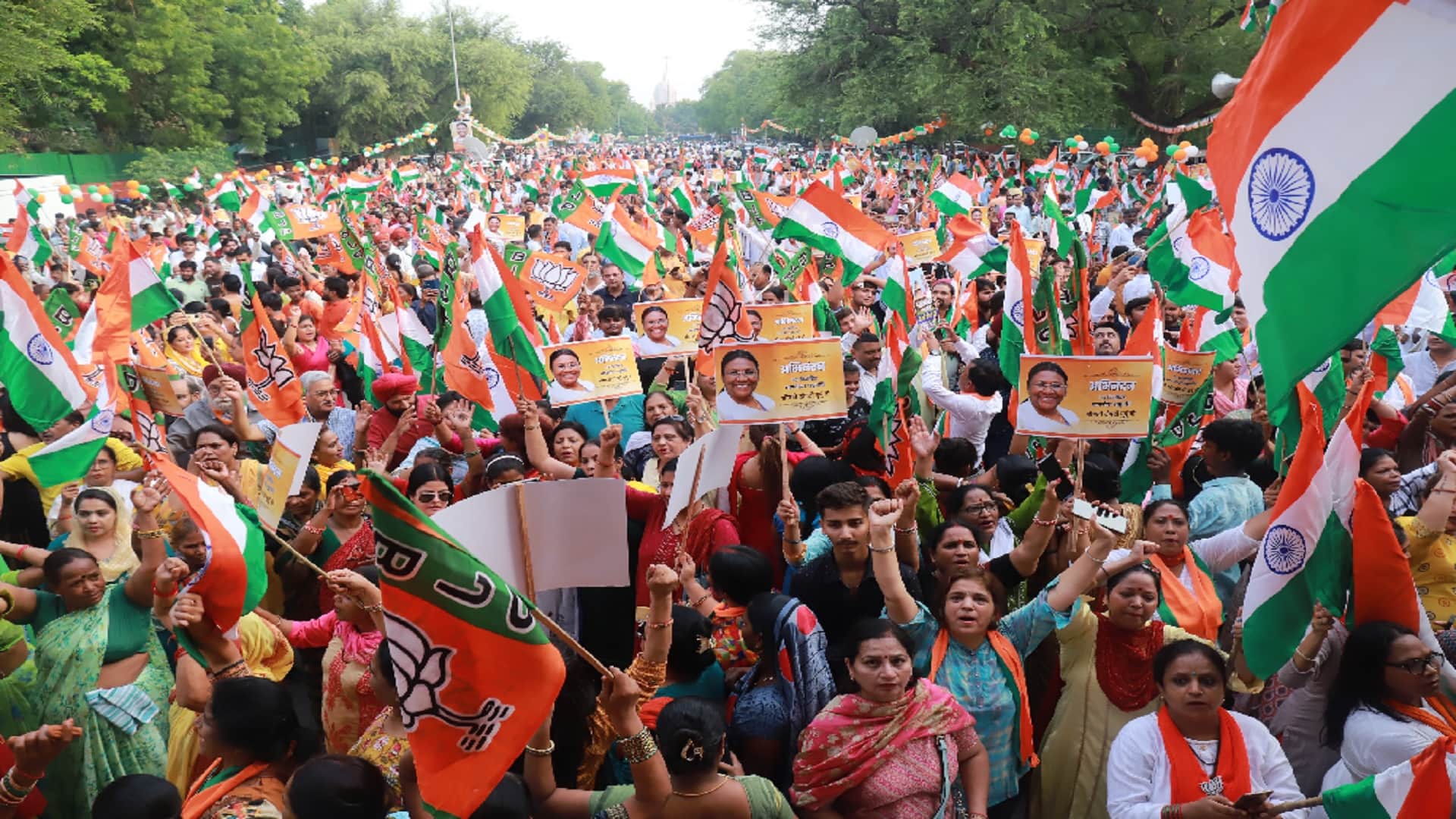BJP workers took out Abhinandan Yatra after Draupadi Murmu became the President